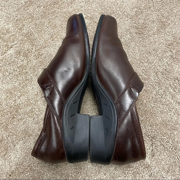 ARIAT BROWN LEATHER Slip on shoes size 9.5B - Picture 6 of 14